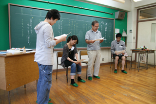 2回目の発表は前で